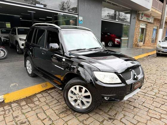 MITSUBISHI PAJERO TR4 2.0 4X2 16V 140CV FLEX 4P AUTOMÁTICO MITSUBISHI PAJERO TR4 2.0 4X2 16V 140CV FLEX 4P AUTOMÁTICO